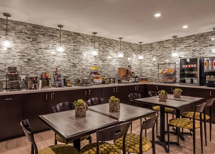 Western North Hotel 3*
